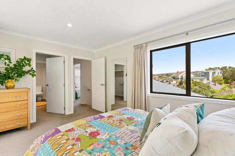 Photo of property in 4 Lakshmi Place, Khandallah, Wellington, 6035