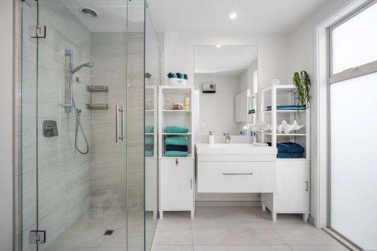 Photo of property in 37 Saint Pauls Drive, Brookfield, Tauranga, 3110