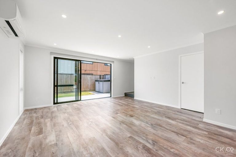 Photo of property in 25 Doug Jensen Street, Wallaceville, Upper Hutt, 5018