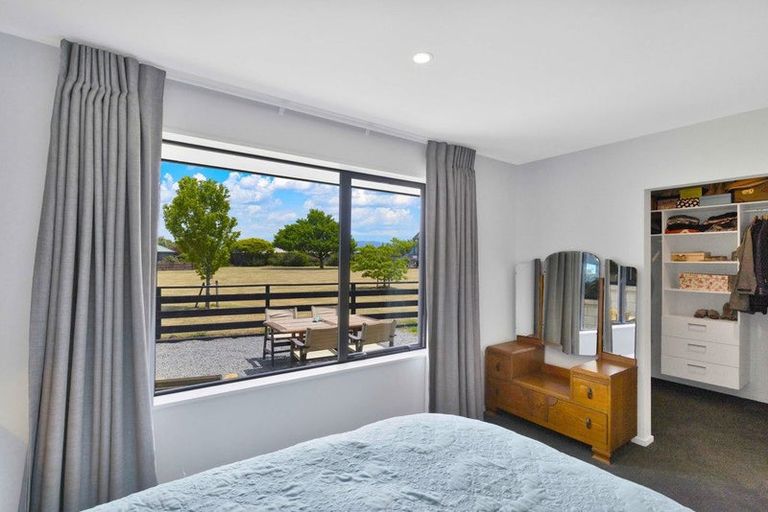 Photo of property in 33 Seadown Crescent, Amberley, 7410