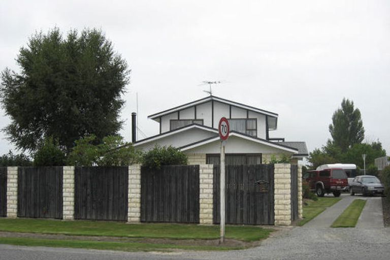 Photo of property in 52 Carters Terrace, Tinwald, Ashburton, 7700