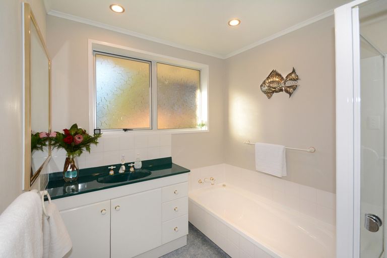 Photo of property in 13 Estuary Crescent, Fairfield, Dunedin, 9018