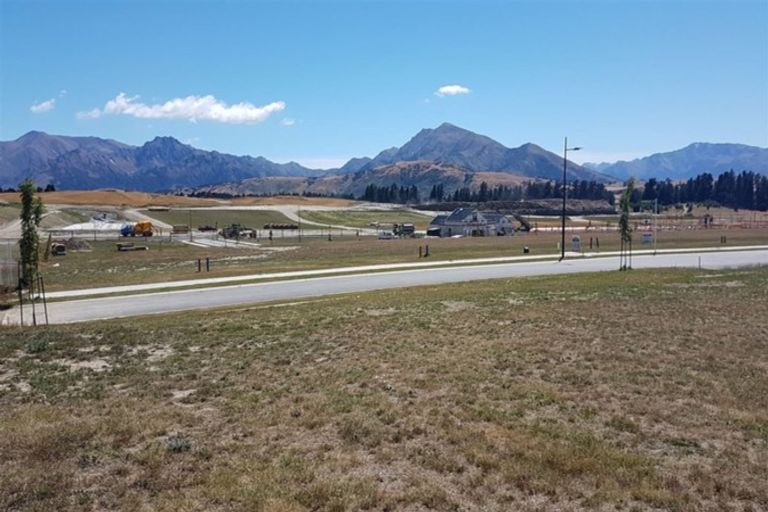 Photo of property in 59 Mount Nicholas Avenue, Wanaka, 9305