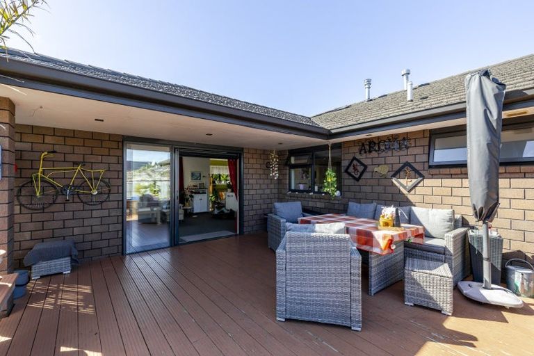 Photo of property in 7d Hinau Street, Inglewood, 4330