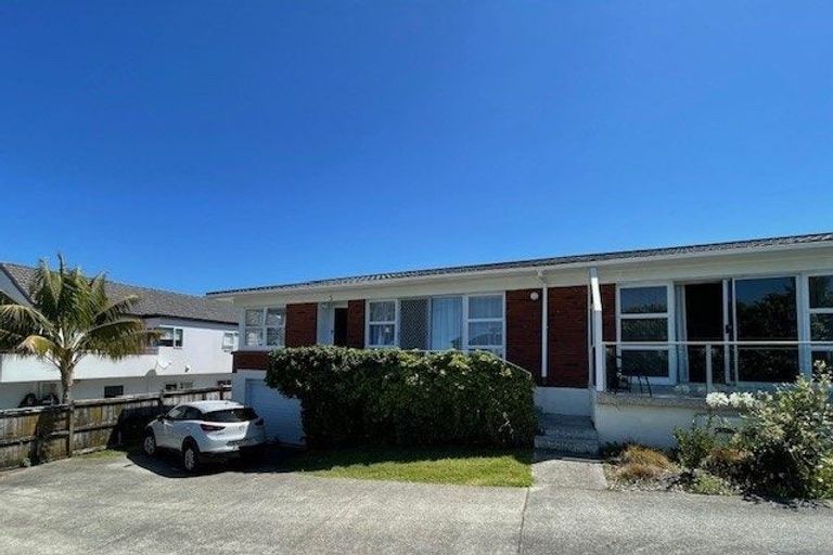 Photo of property in 5/2 Argyle Terrace, Milford, Auckland, 0620