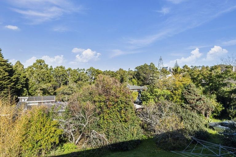 Photo of property in 5/238 Onewa Road, Birkenhead, Auckland, 0626