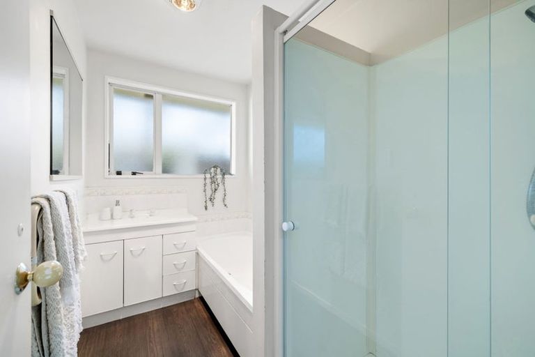 Photo of property in 14a Murfitt Place, Sockburn, Christchurch, 8042