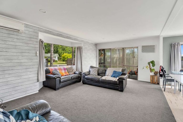 Photo of property in 14 Cholmondeley Crescent, Whitianga, 3510