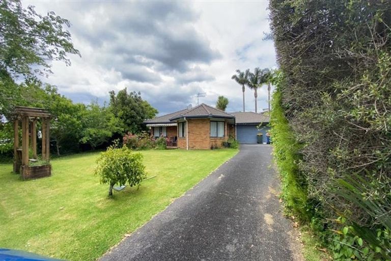 Photo of property in 94 Landing Drive, Albany, Auckland, 0632