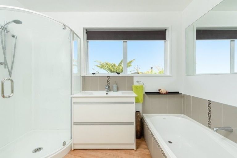 Photo of property in 246 Grange Road, Otumoetai, Tauranga, 3110