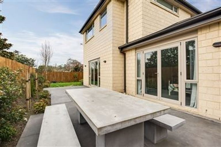 Photo of property in 165a Innes Road, St Albans, Christchurch, 8052