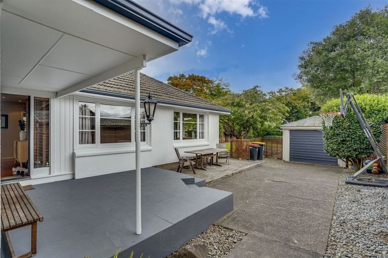 Photo of property in 33 Manor Place, Bryndwr, Christchurch, 8053