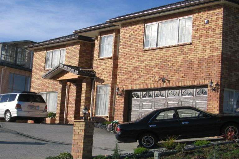 Photo of property in 20 Ballymore Drive, Pinehill, Auckland, 0632