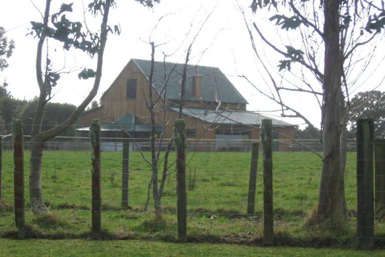 Photo of property in 275 Polson Hill Drive, Aokautere, Palmerston North, 4471