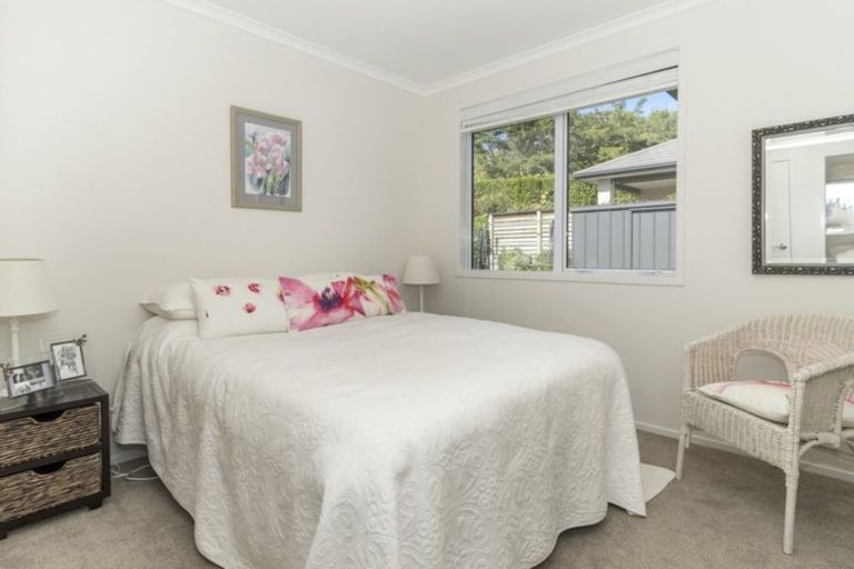 Photo of property in 18 Tranquil Grove, Omokoroa, 3114