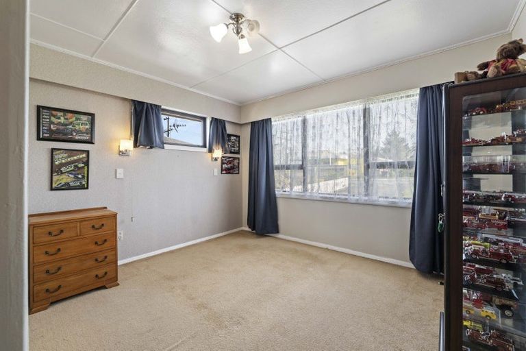 Photo of property in 82 High Street, Eltham, 4322