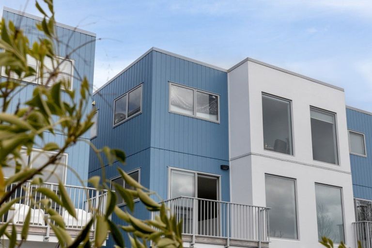 Photo of property in 31 Reynolds Place, Papamoa Beach, Papamoa, 3118