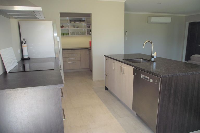 Photo of property in 7 Seafoam Place, Waihi Beach, 3611