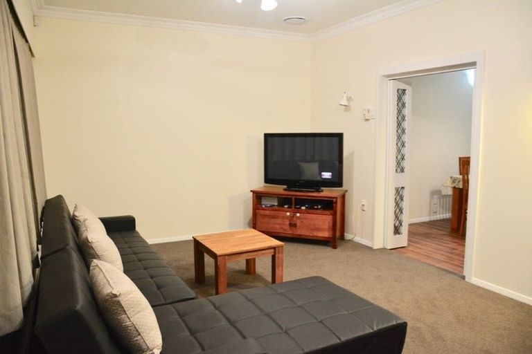 Photo of property in 225 Avonhead Road, Avonhead, Christchurch, 8042