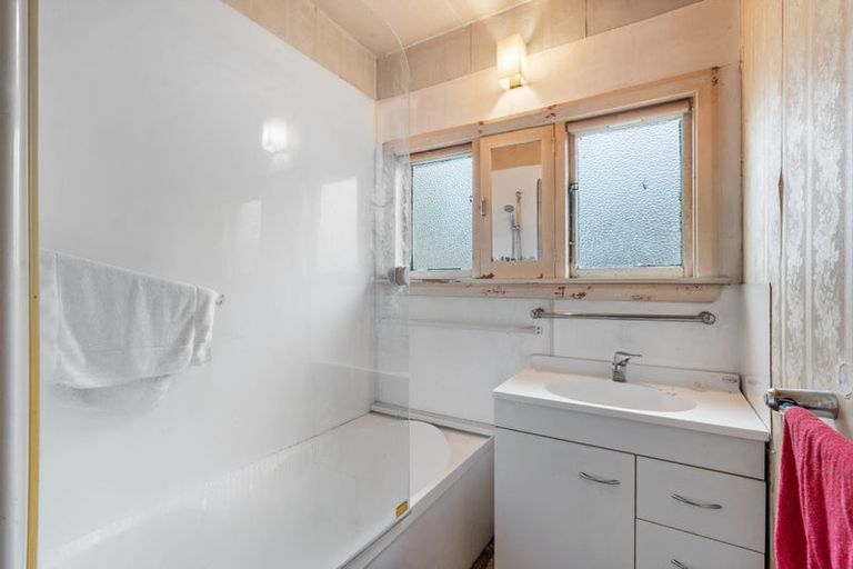 Photo of property in 360 Blenheim Road, Upper Riccarton, Christchurch, 8041