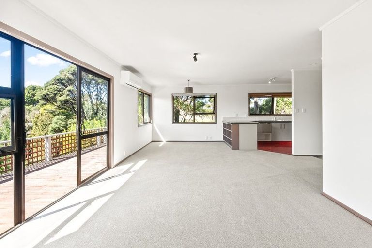 Photo of property in 91 Doves Bay Road, Kerikeri, 0294