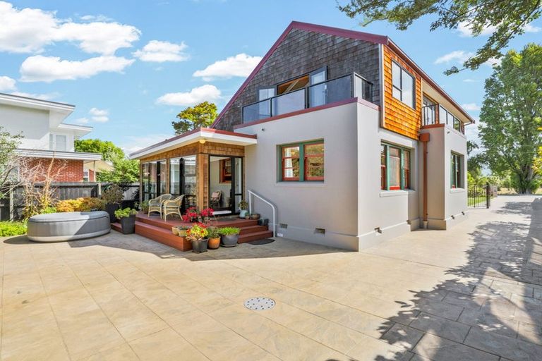 Photo of property in 60 Dallington Terrace, Dallington, Christchurch, 8061