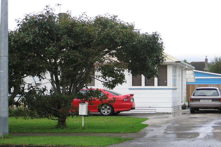 Photo of property in 11 Manawatu Street, Hokowhitu, Palmerston North, 4410