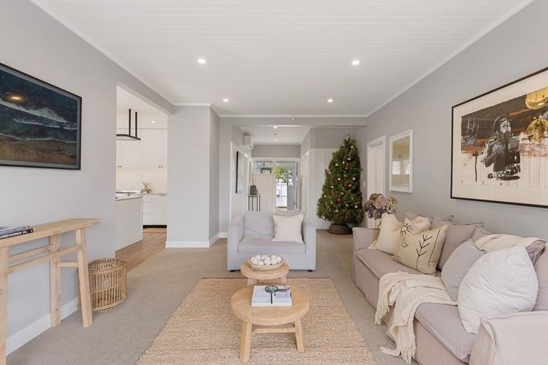 Photo of property in 45 Paparoa Street, Papanui, Christchurch, 8053