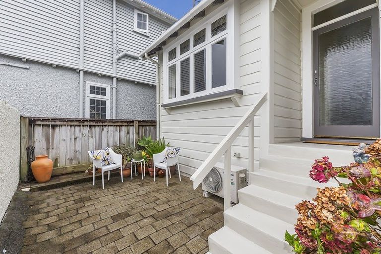 Photo of property in 101 Austin Street, Mount Victoria, Wellington, 6011
