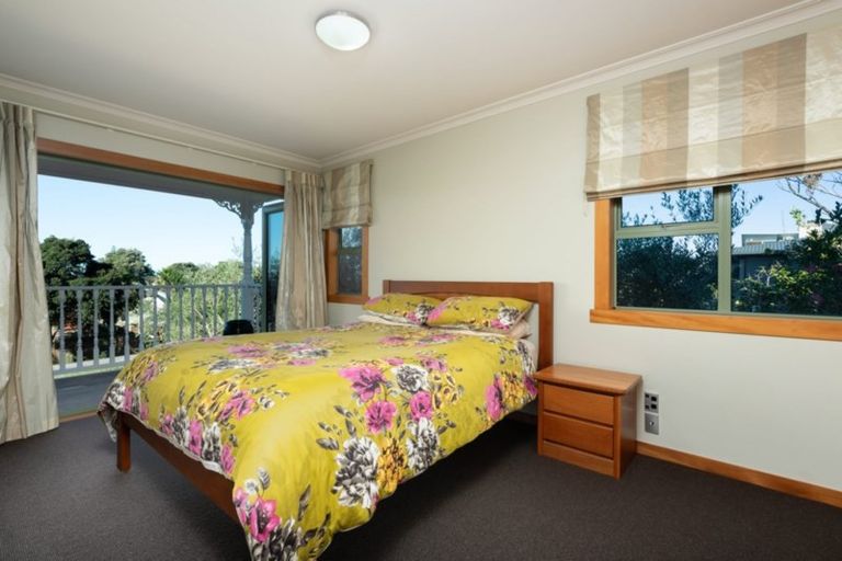 Photo of property in 96 Oceanview Road, Mount Maunganui, 3116