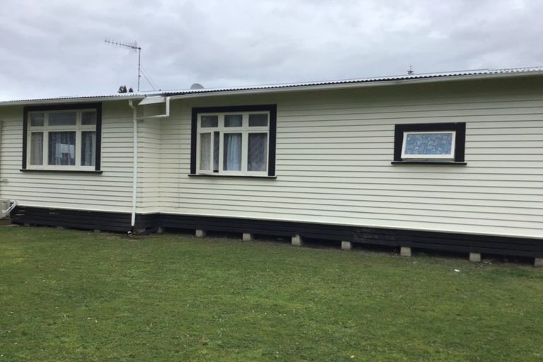 Photo of property in 378a Oxford Street, Levin, 5510