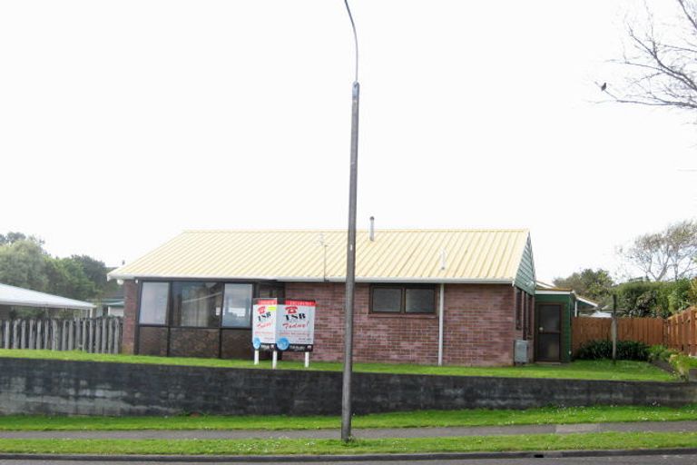 Photo of property in 33b Branch Road, Highlands Park, New Plymouth, 4312