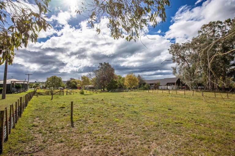 Photo of property in 2379 Takapau Road, Waipukurau, 4200