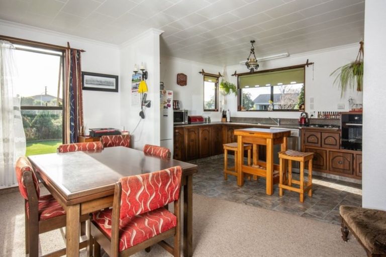 Photo of property in 2 Hillside Terrace, Witherlea, Blenheim, 7201