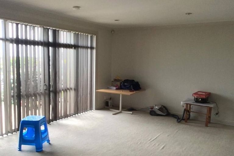Photo of property in 4/126 Stancombe Road, Flat Bush, Auckland, 2016