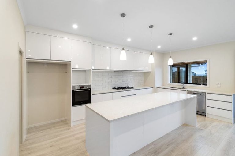 Photo of property in 11 Waikaka Place, Rototuna North, Hamilton, 3210