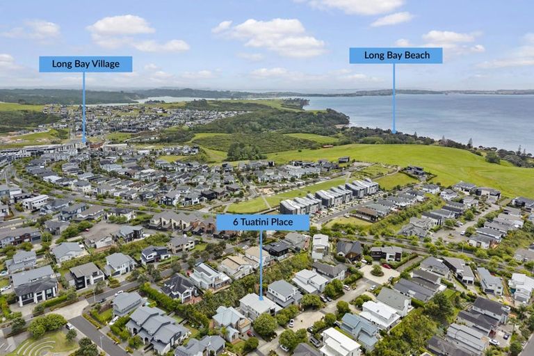 Photo of property in 6 Tuatini Place, Long Bay, Auckland, 0630