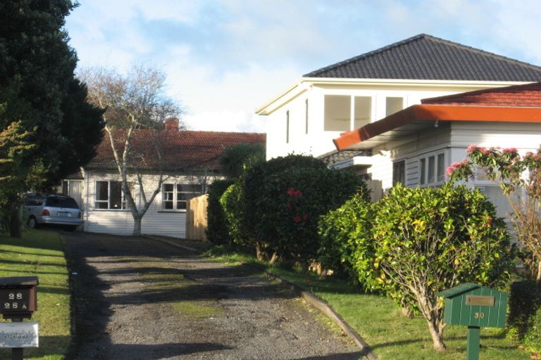 Photo of property in 28 Great South Road, Manurewa, Auckland, 2102