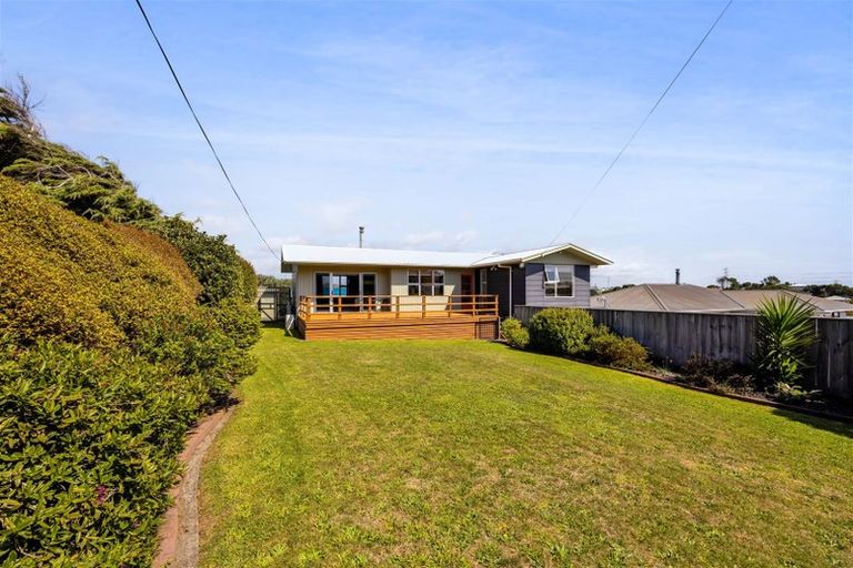 Photo of property in 36 Simons Street, Moturoa, New Plymouth, 4310