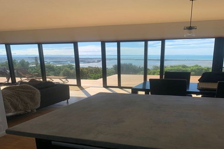 Photo of property in 2/12 Muritai Terrace, Mount Pleasant, Christchurch, 8081