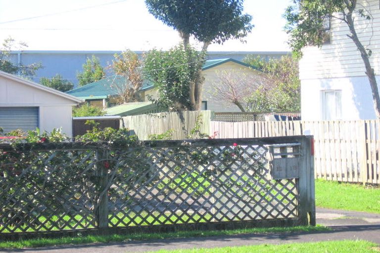 Photo of property in 11a Garelja Road, Henderson, Auckland, 0612