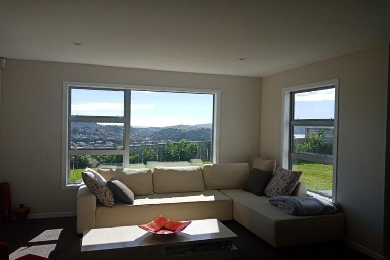 Photo of property in 87 Endeavour Drive, Whitby, Porirua, 5024