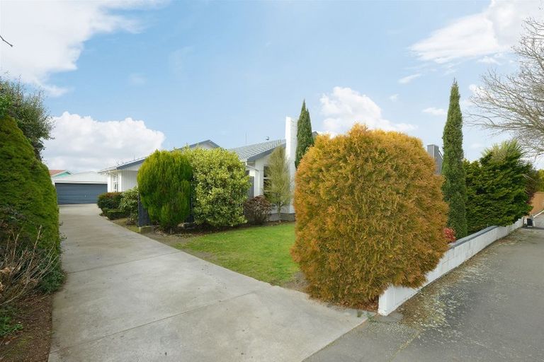 Photo of property in 34 Deepdale Street, Burnside, Christchurch, 8053