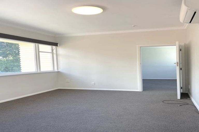 Photo of property in 6 Papawai Terrace, Mount Cook, Wellington, 6021