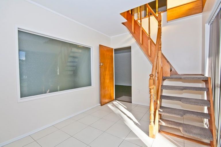 Photo of property in 171 Te Atatu Road, Te Atatu South, Auckland, 0610