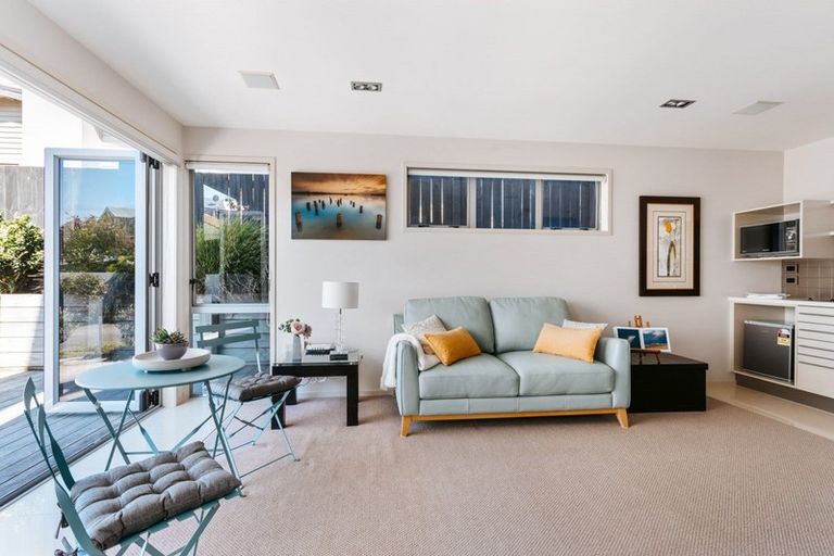 Photo of property in 1026b Papamoa Beach Road, Papamoa Beach, Papamoa, 3118