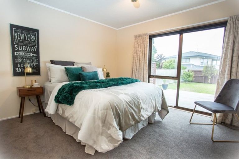 Photo of property in 48 Olive Terrace, Paraparaumu Beach, Paraparaumu, 5032