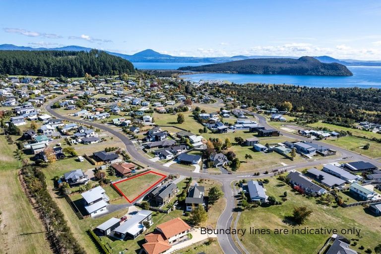 Photo of property in 105 Kahotea Drive, Motuoapa, 3382