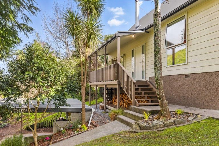 Photo of property in 98 Leinster Avenue, Raumati South, Paraparaumu, 5032