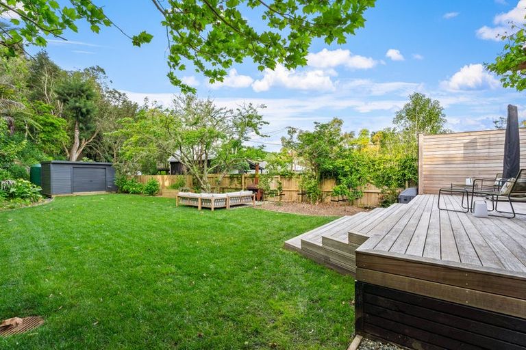 Photo of property in 74 Clinton Road, Tawharanui Peninsula, Matakana, 0986